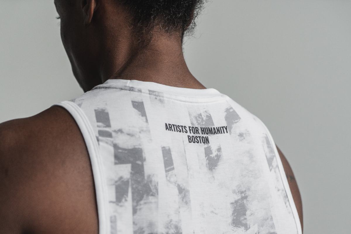 Nobull Muscle Artists For Humanity Women's Tank Tops White Black | Australia (VY4725)